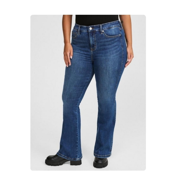 Torrid Trio Boot High-Rise Jean In El Nino Size 16-20 Short NEW! - Picture 3 of 17